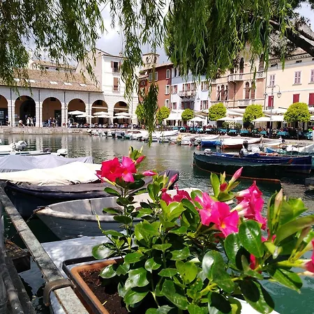 Frank Ronyo Apartment Desenzano del Garda